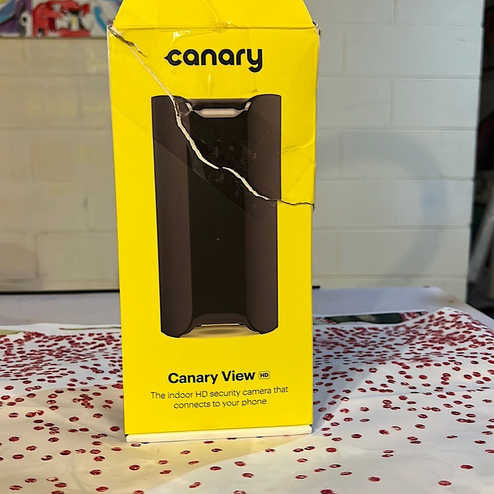 Canary View indoor HD security camera that connects to your phone. In black.